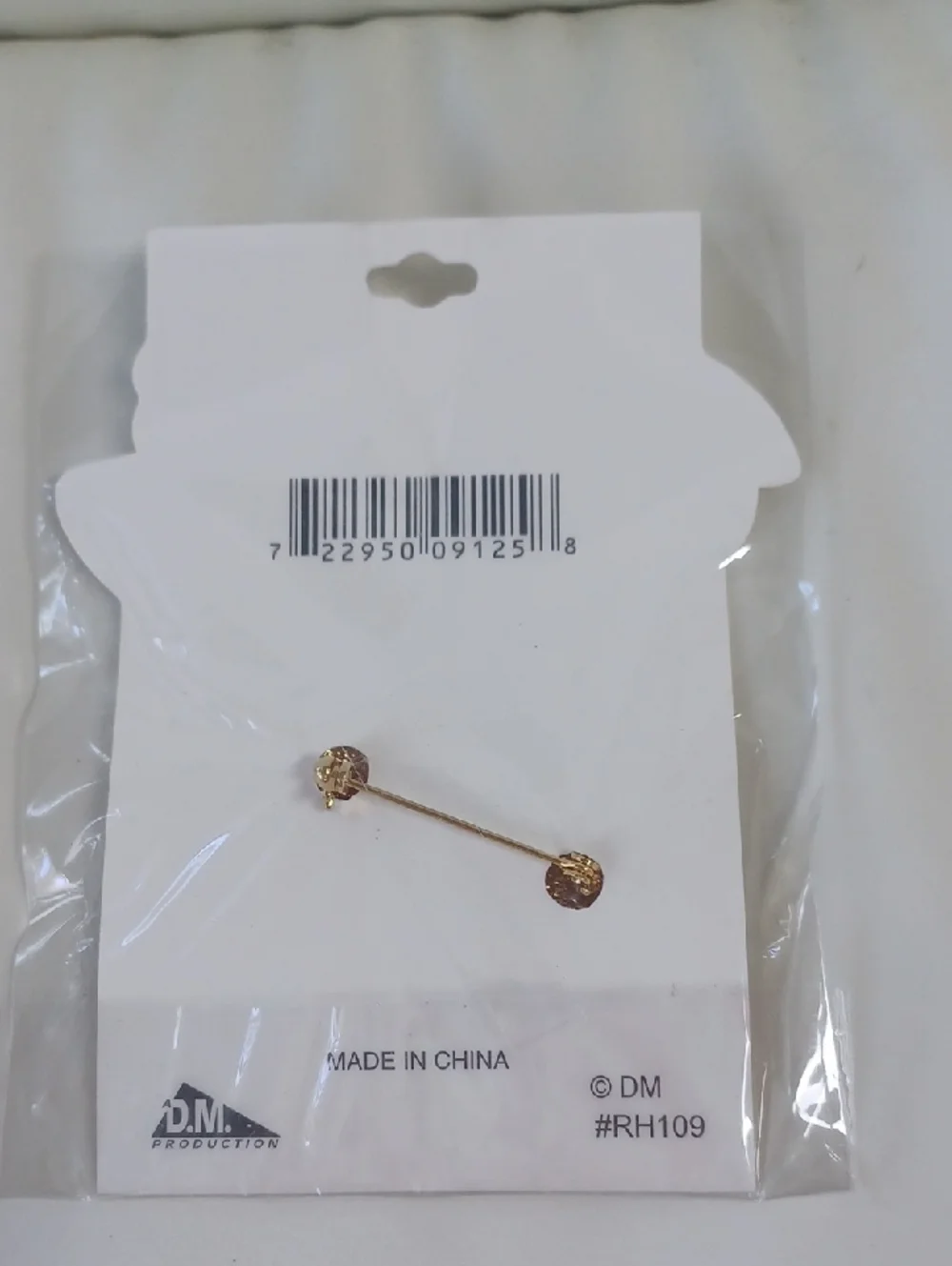 New In Pkg Red H'attitude Cowboy Hat Pin With Rhinestones and 18k Gold Finish - Picture 7 of 9